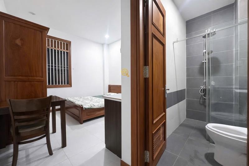 PHÒNG FULL NỘI THẤT CÓ CỬA SỔ