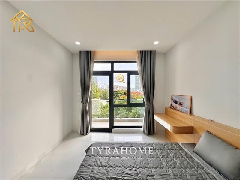 SERVICED APARTMENT FULLY FURNISHED WITH BALCONY