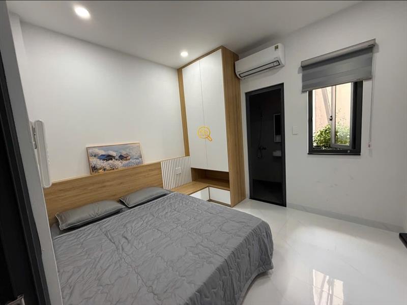 PHÒNG FULLY FURNISHED WITH WINDOW