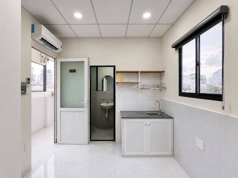 PHÒNG FULL NỘI THẤT CÓ BAN CÔNG
