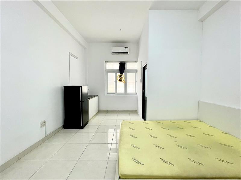 PHÒNG FULLY FURNISHED WITH WINDOW