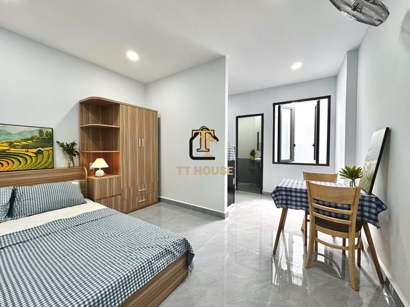 PHÒNG FULL NỘI THẤT CÓ CỬA SỔ