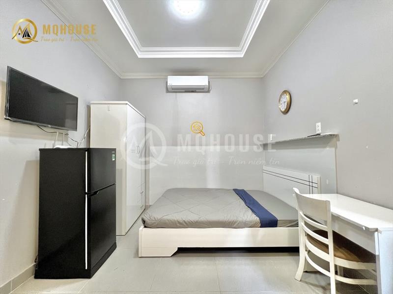 PHÒNG FULLY FURNISHED WITH WINDOW