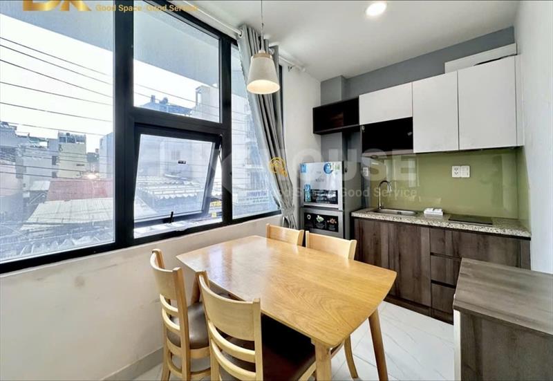PHÒNG FULLY FURNISHED WITH WINDOW