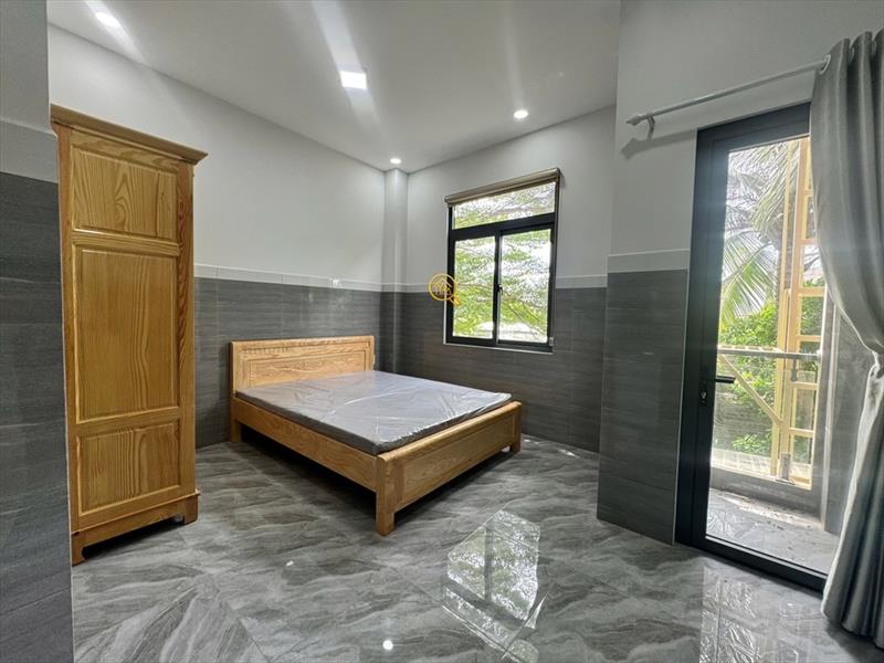 PHÒNG FULLY FURNISHED WITH BALCONY