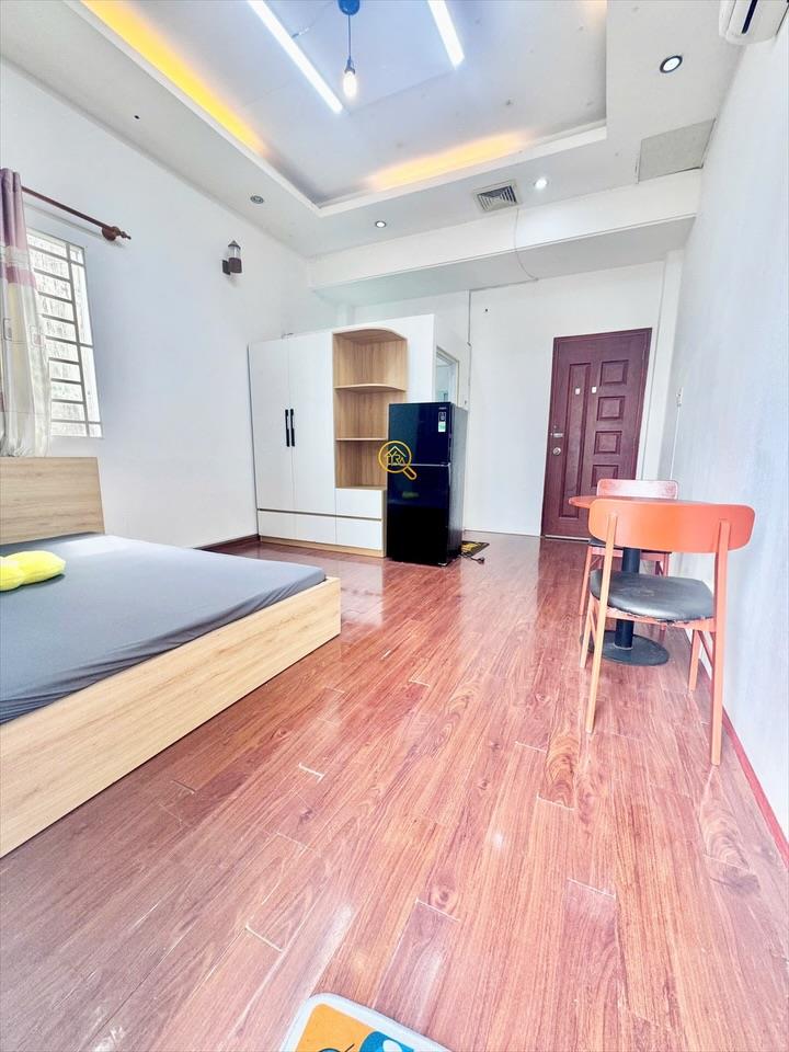 PHÒNG FULL NỘI THẤT CÓ BAN CÔNG