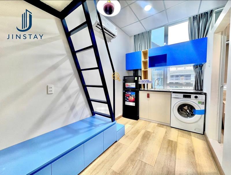 PHÒNG FULLY FURNISHED WITH WINDOW