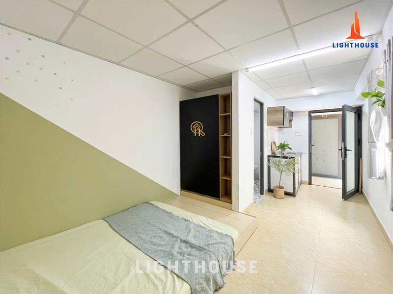 PHÒNG FULLY FURNISHED WITH WINDOW