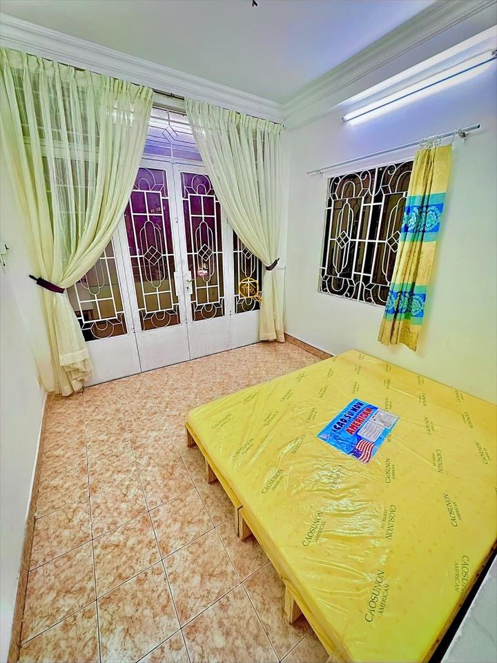 PHÒNG FULL NỘI THẤT CÓ BAN CÔNG