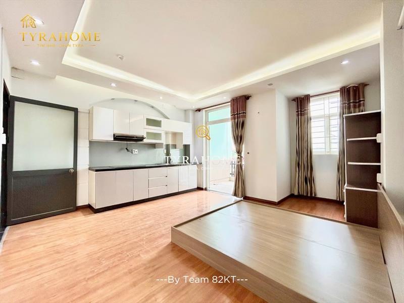 PHÒNG FULLY FURNISHED WITH BALCONY