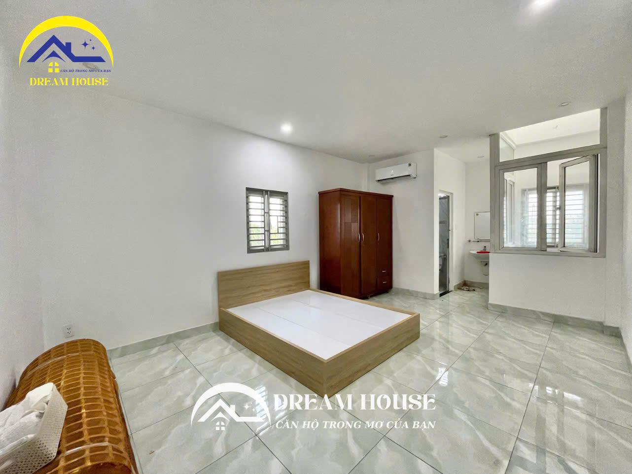 STUDIO RỘNG RÃI NEAR CÔNG THƯƠNG