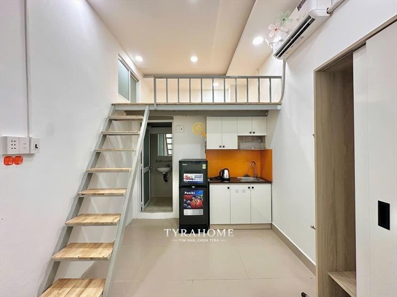PHÒNG FULL NỘI THẤT MÁY GIẶT RIÊNG CÓ CỬA SỔ