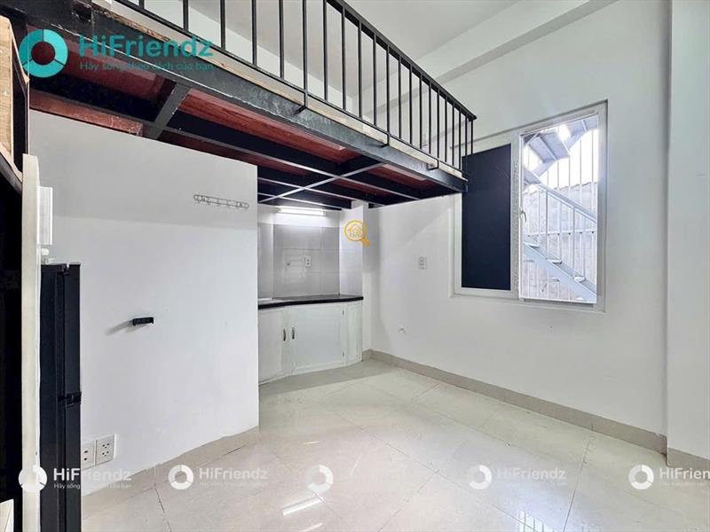 PHÒNG FULLY FURNISHED WITH WINDOW