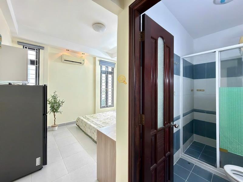 PHÒNG FULLY FURNISHED WITH WINDOW