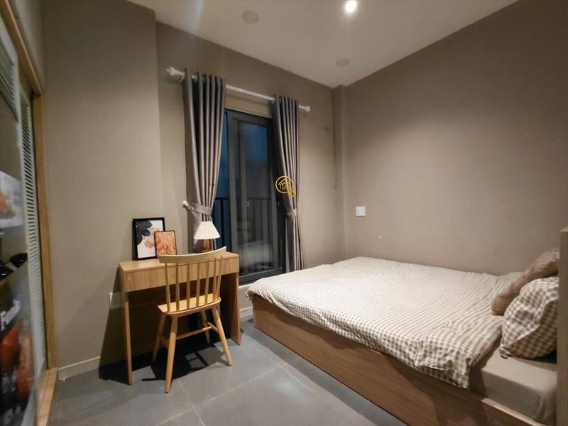 PHÒNG FULLY FURNISHED WITH WINDOW