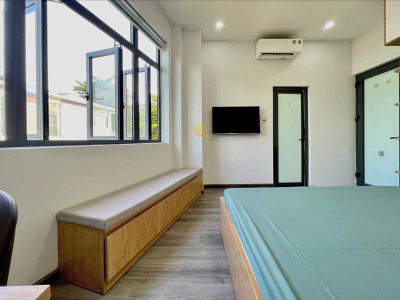 PHÒNG FULLY FURNISHED WITH WINDOW