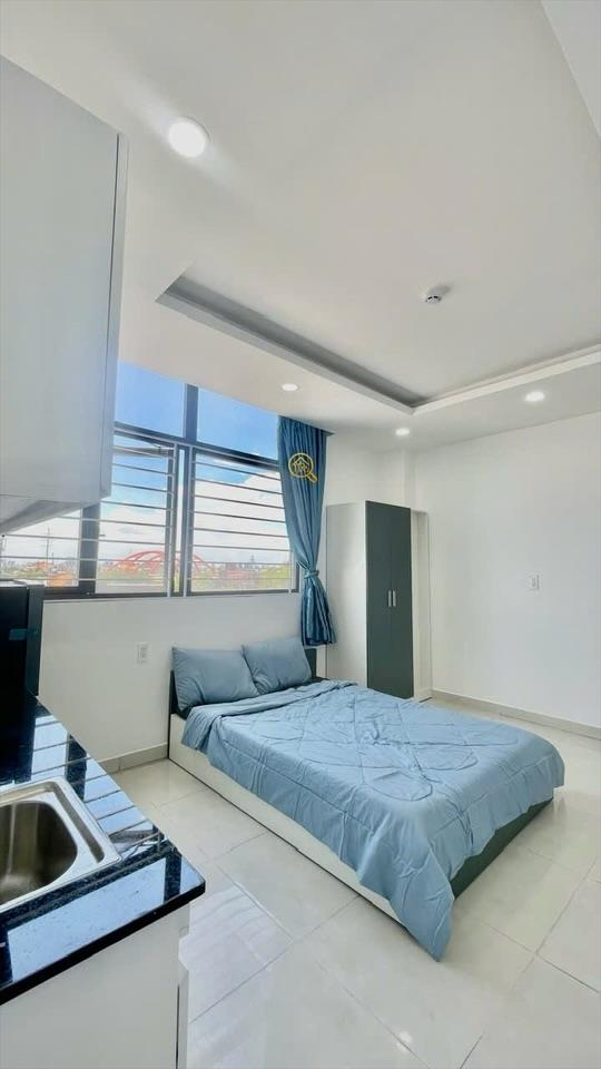 PHÒNG FULLY FURNISHED WITH WINDOW