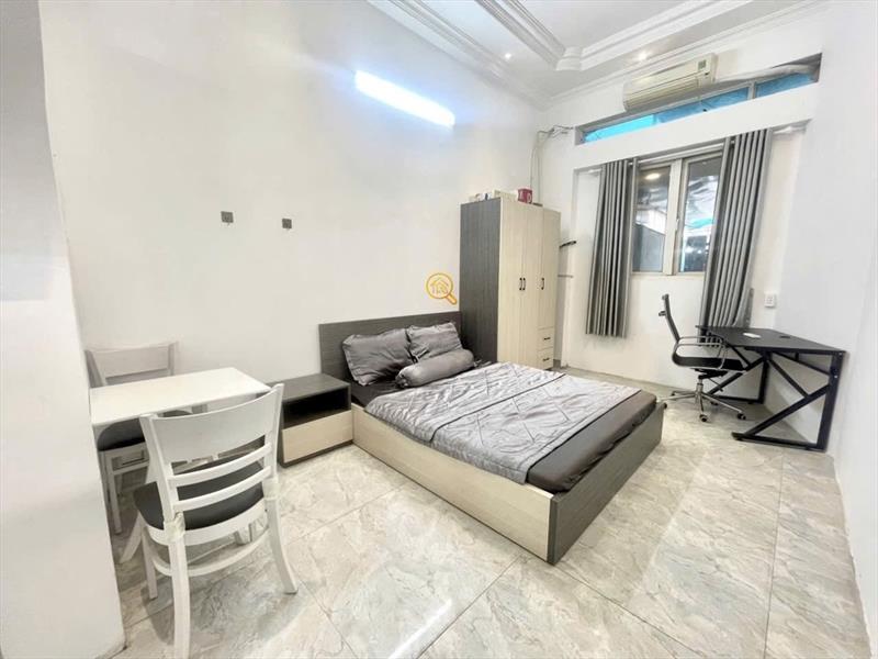 PHÒNG FULL NỘI THẤT CÓ CỬA SỔ