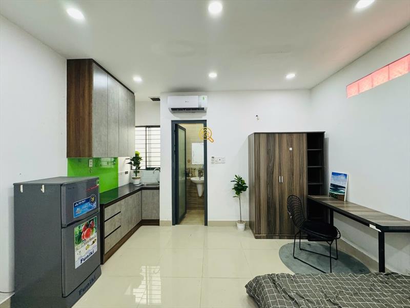 PHÒNG FULL NỘI THẤT CÓ CỬA SỔ