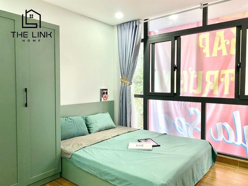 PHÒNG FULLY FURNISHED WITH WINDOW