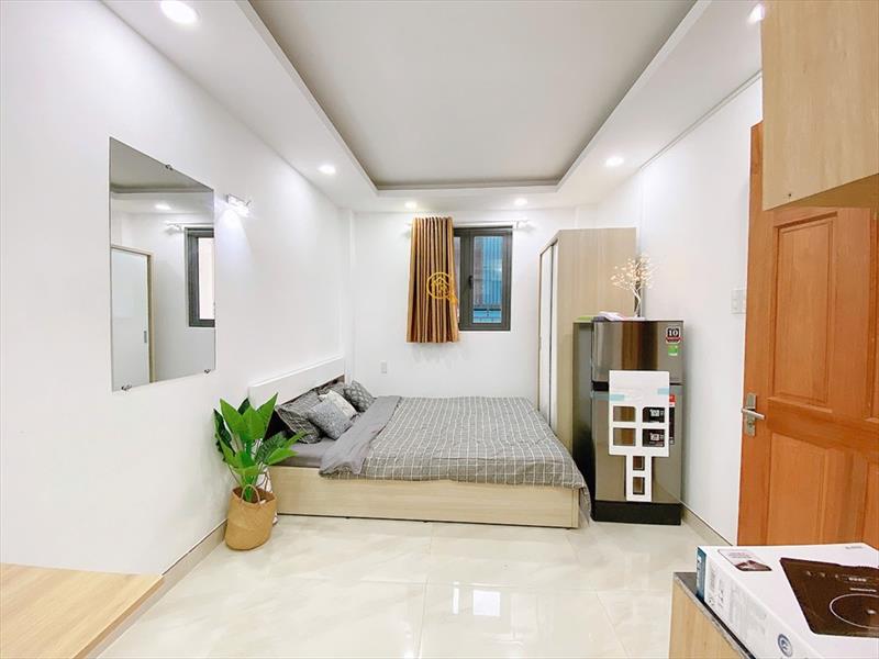 PHÒNG FULL NỘI THẤT CÓ CỬA SỔ