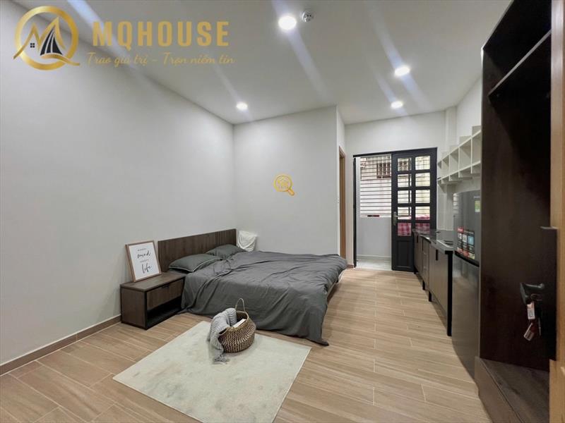 PHÒNG FULLY FURNISHED WITH BALCONY