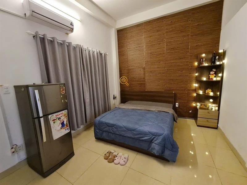 SERVICED APARTMENT FULLY FURNISHED WITH WINDOW
