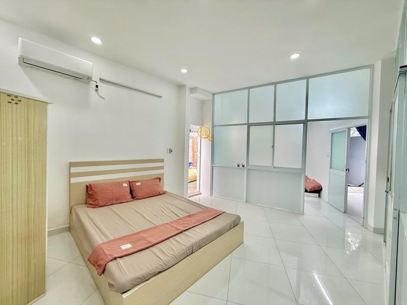CĂN HỘ DỊCH VỤ FULL NỘI THẤT CÓ CỬA SỔ
