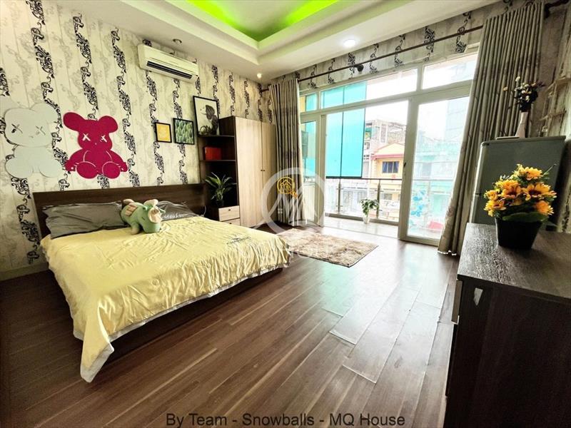 PHÒNG FULL NỘI THẤT CÓ BAN CÔNG