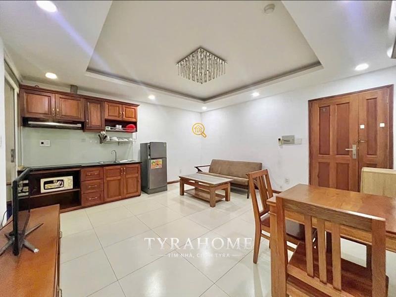 SERVICED APARTMENT FULLY FURNISHED WITH WINDOW