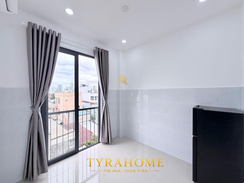 PHÒNG FULL NỘI THẤT CÓ CỬA SỔ