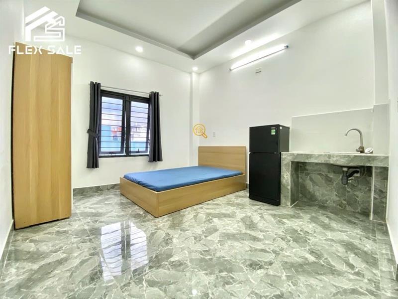 PHÒNG FULL NỘI THẤT CÓ CỬA SỔ