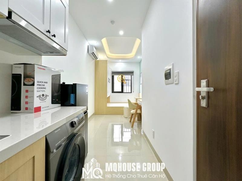 PHÒNG FULLY FURNISHED WITH WINDOW