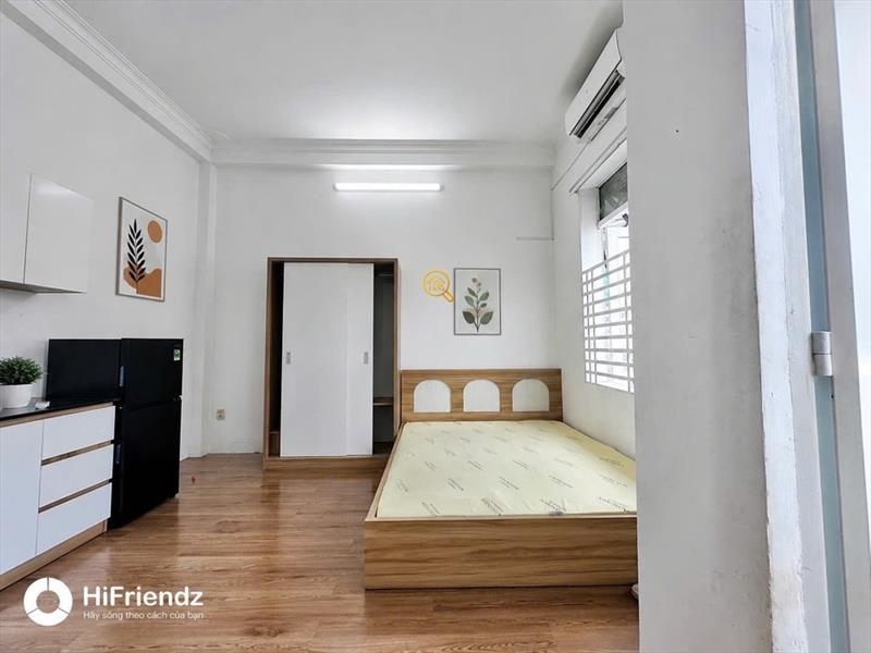 PHÒNG FULLY FURNISHED WITH BALCONY