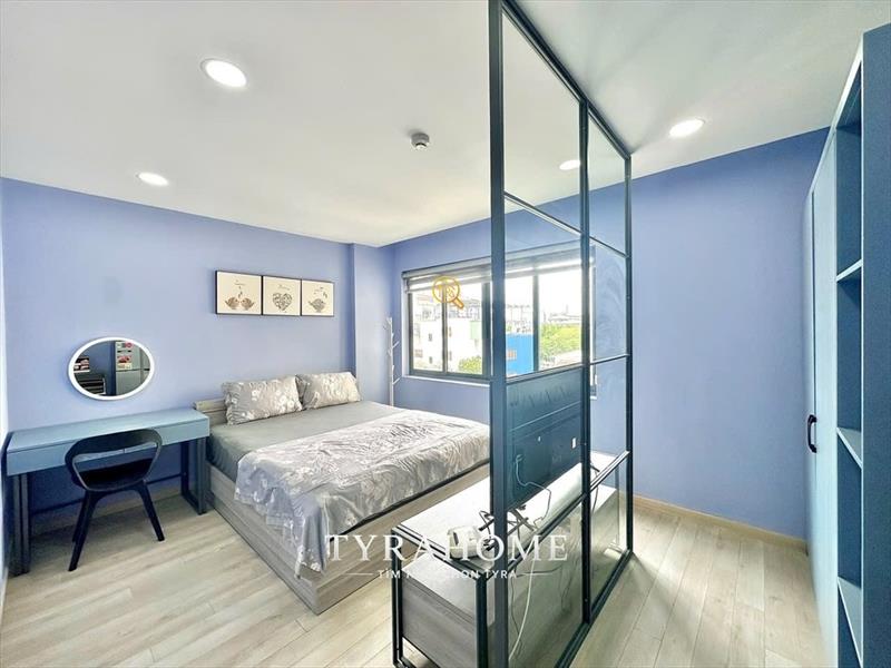 PHÒNG FULLY FURNISHED WITH WINDOW