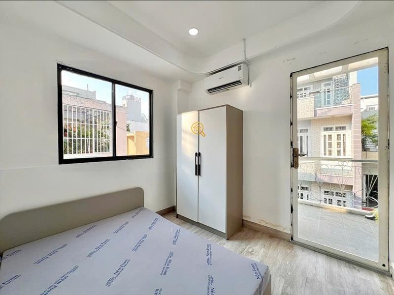 PHÒNG FULLY FURNISHED WITH BALCONY