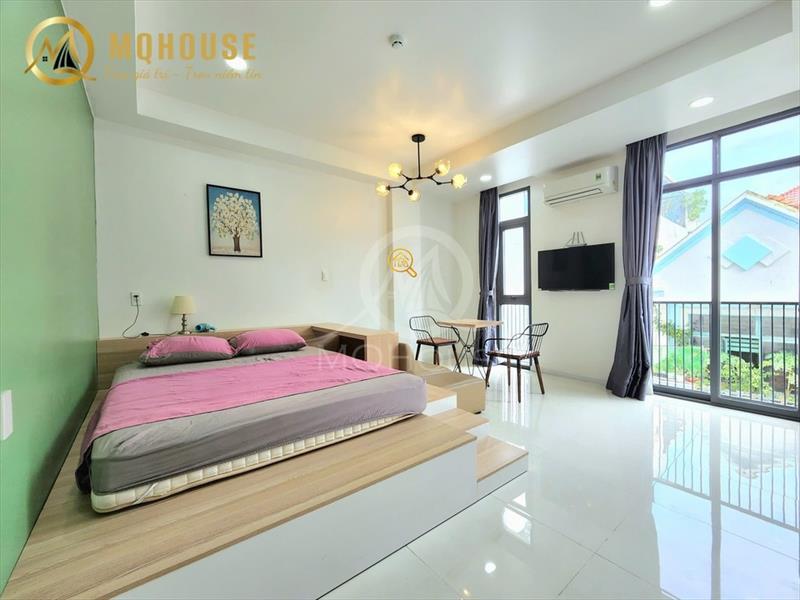 SERVICED APARTMENT FULLY FURNISHED WITH BALCONY