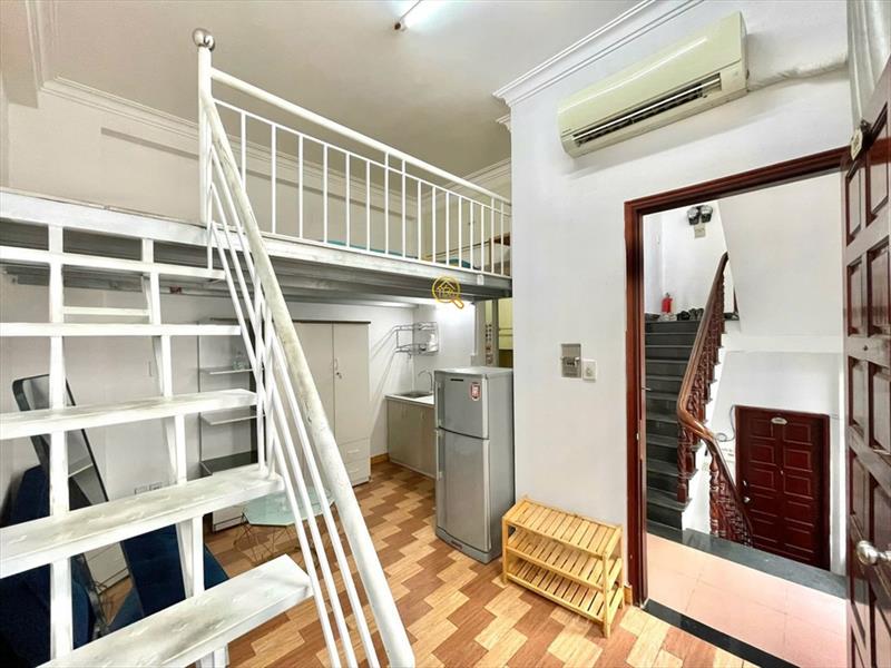 PHÒNG FULLY FURNISHED WITH WINDOW