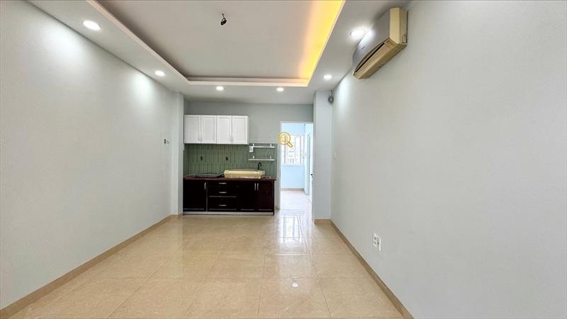 PHÒNG FULLY FURNISHED WITH BALCONY