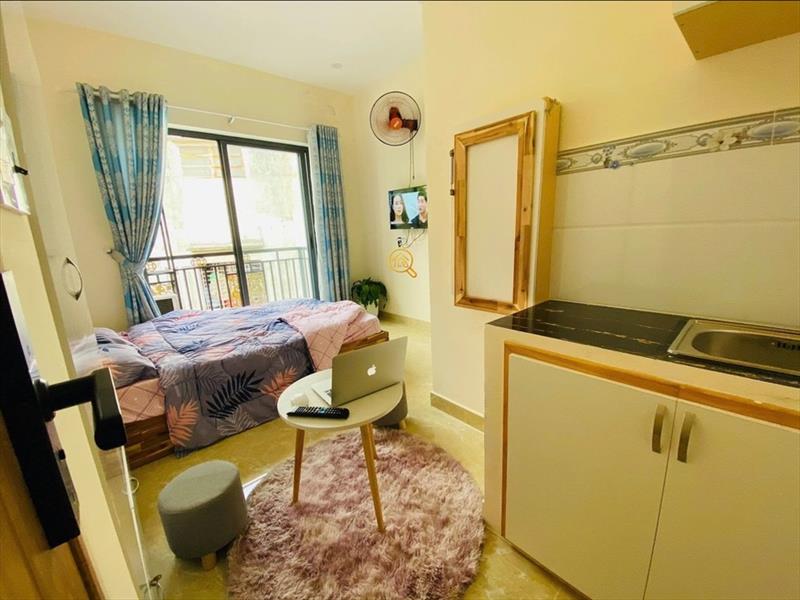 PHÒNG FULLY FURNISHED WITH WINDOW