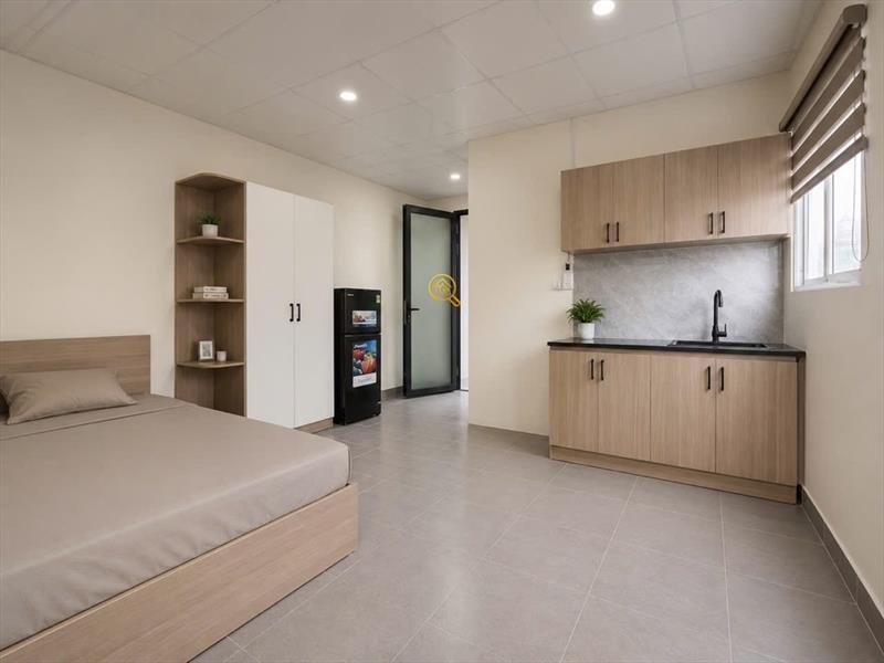 PHÒNG FULLY FURNISHED WITH WINDOW