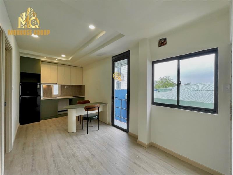 CĂN HỘ DỊCH VỤ FULL NỘI THẤT CÓ BAN CÔNG