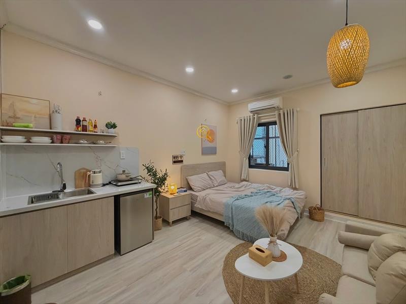 SERVICED APARTMENT FULLY FURNISHED WITH WINDOW