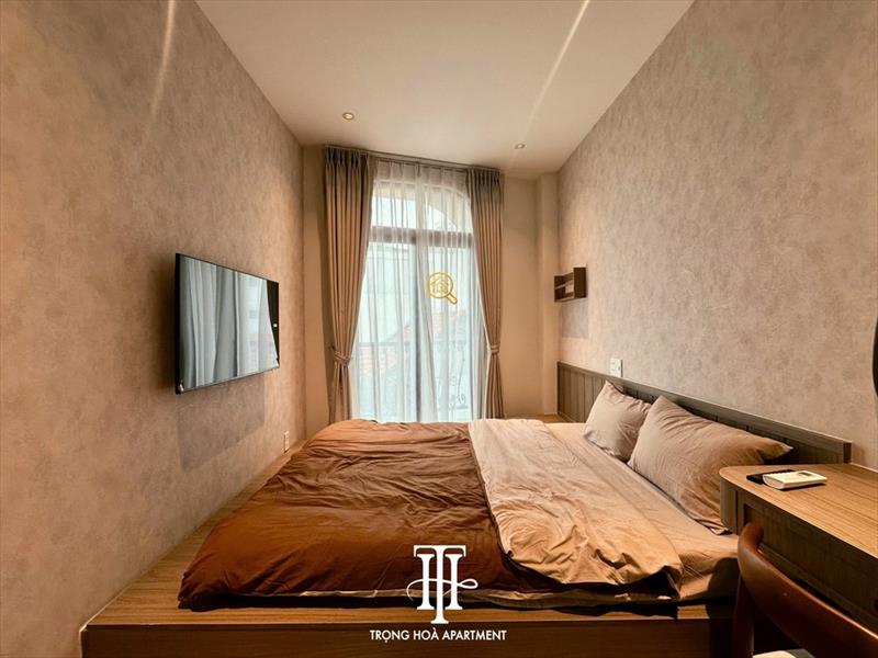 SERVICED APARTMENT FULLY FURNISHED WITH BALCONY