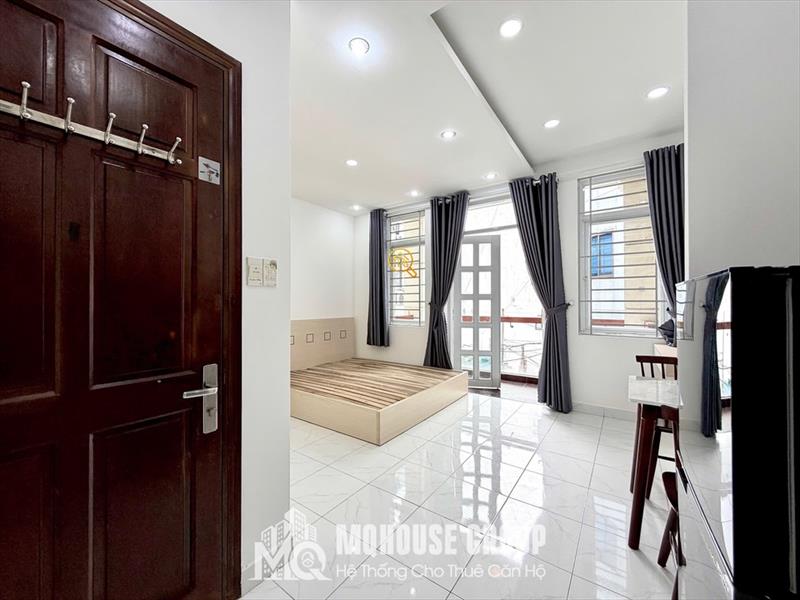PHÒNG FULL NỘI THẤT CÓ BAN CÔNG
