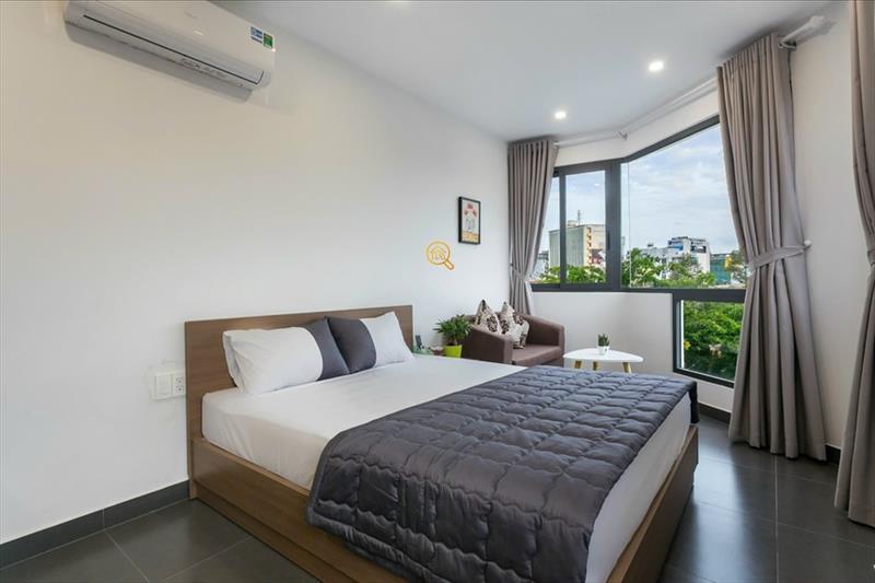 CĂN HỘ DỊCH VỤ FULL NỘI THẤT CÓ CỬA SỔ