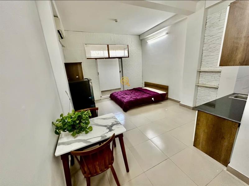 PHÒNG FULL NỘI THẤT MÁY GIẶT RIÊNG CÓ CỬA SỔ
