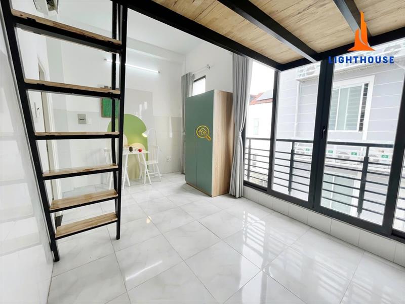 PHÒNG FULLY FURNISHED WITH WINDOW