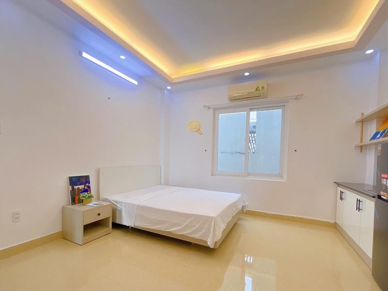 PHÒNG FULL NỘI THẤT CÓ CỬA SỔ