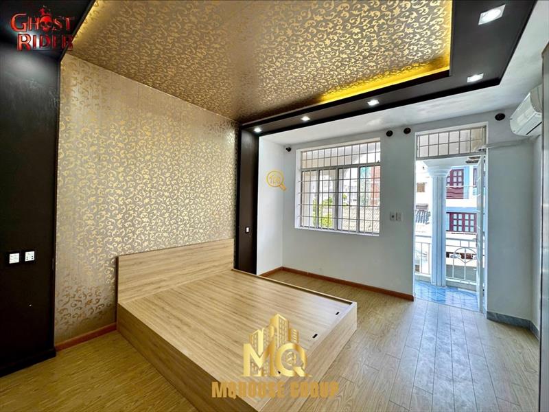 PHÒNG FULLY FURNISHED MÁY GIẶT RIÊNG WITH BALCONY